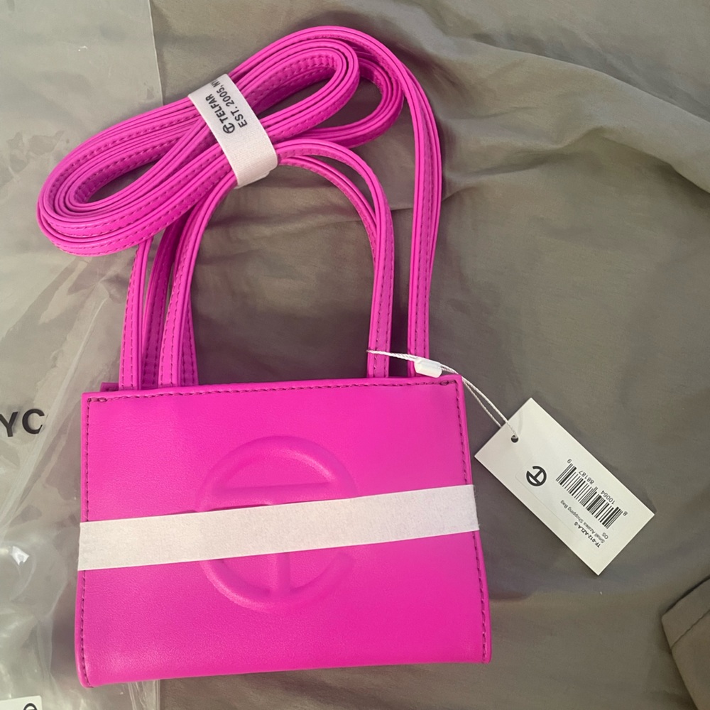 Small telfar bag brand new // azalea